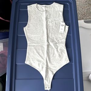 NWT ABERCROMBIE HIGH NECK BODYSUIT - GRAY - SMALL